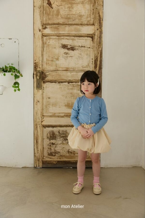 DC6B49D4-B7F1-4C53-91EB-D14BA5AC03AD 〖預購〗空氣感立體澎袖連身裙