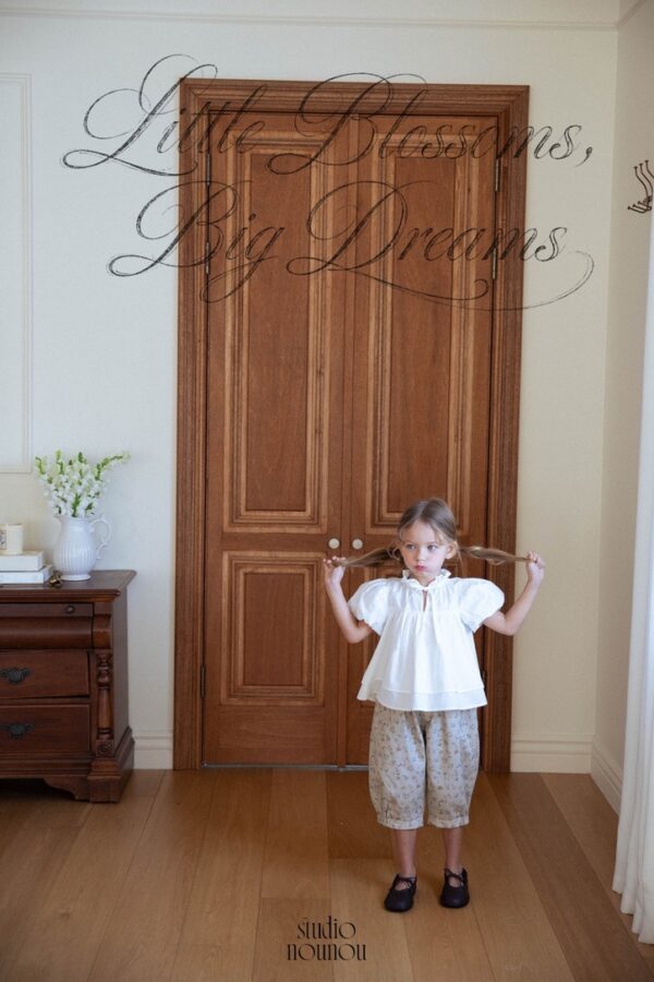 DF125582-5458-4290-B259-8DAE885B927A_1_105_c 〖預購〗花綻序曲圓潤燈籠褲