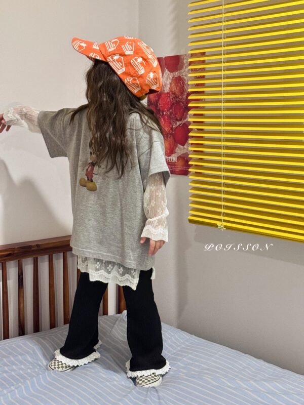 E0FB460E-AA35-4627-915B-D7493254586B_1_105_c 〖預購〗氣質蕾絲滾邊靴型褲