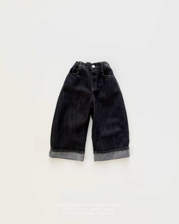 E469306F-4991-4680-86B8-D8267E704A7C 〖預購〗氧氣剪裁修身丹寧褲