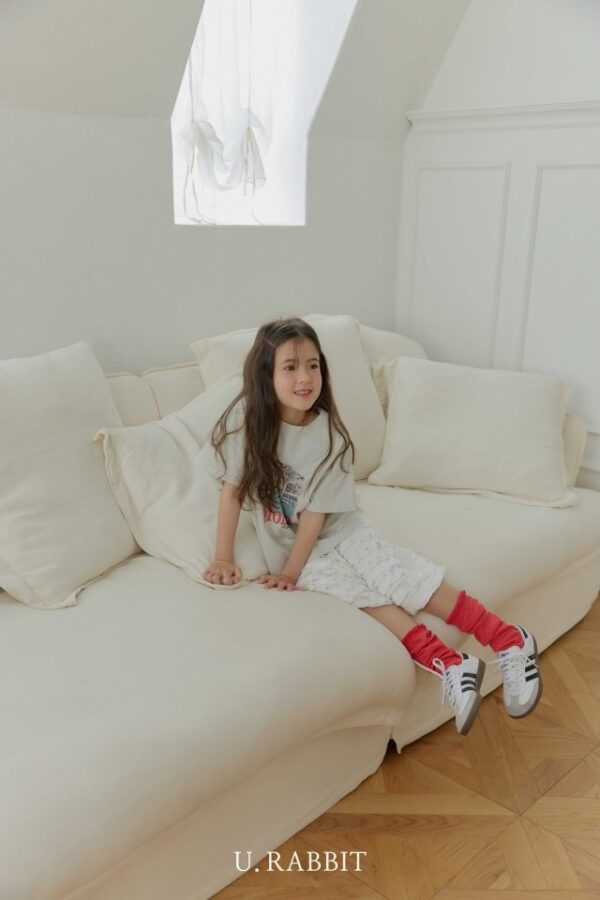 E759A6FA-4343-42A8-BF33-7F256F2628C2 〖預購〗復古窗櫺鏤空雕花質感長襪