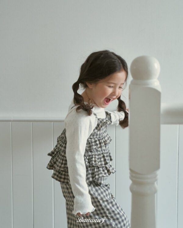 EA6E38B5-0553-44FE-B6B0-69C2E3E3F00C 〖預購〗Hershey 經典格紋荷葉邊小背心