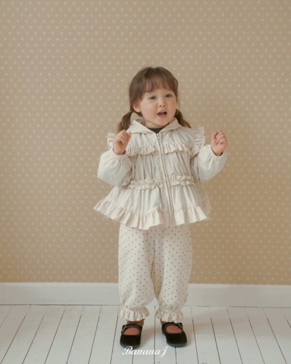 EAC37573-FA83-4492-AF3A-EFEF10964E90 〖預購〗瑪德蓮澎澎袖連帽外套