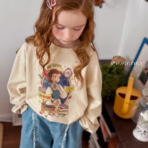 EB05BB9F-CB02-4EF2-9AAE-350051865542_1_105_c 〖預購〗Sweet Bell 貝兒公主大學T