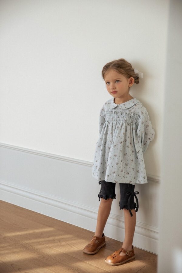 EC095D3C-081A-4801-8F91-E6F237128C71_1_105_c 〖預購〗果實絮語上衣