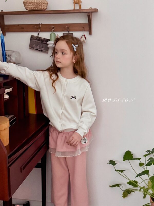 F5389F0A-A440-41E1-8BA0-DFEAA5F9628B_1_105_c 〖預購〗小精靈 Muse 浪漫多層次長褲