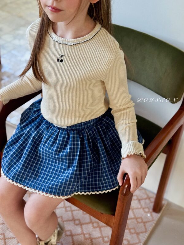 F745331D-936B-4030-96DE-60D5905196B7_1_105_c 〖預購〗Merry 復古英倫格紋褲裙