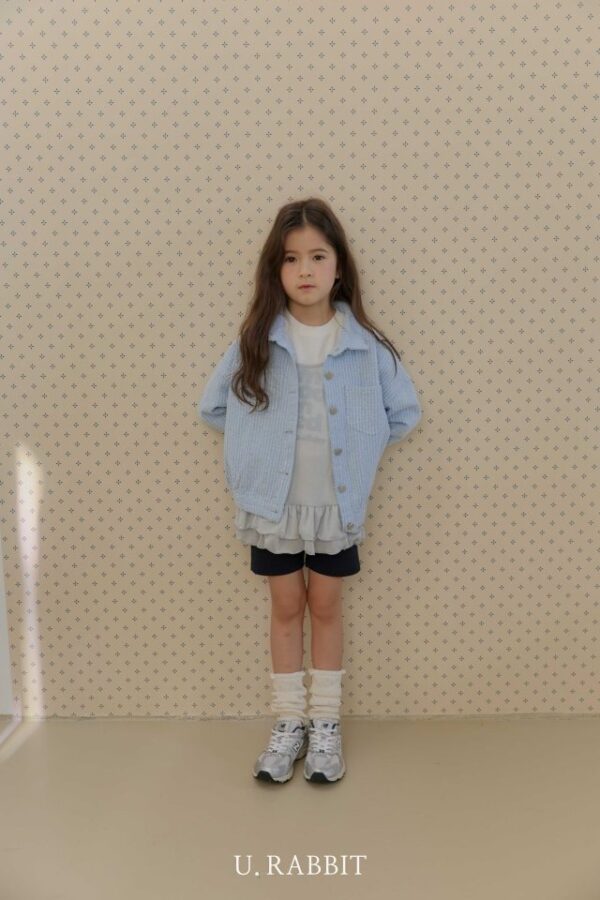 F97D1E26-E95A-46F1-873E-04731B40F64C 〖預購〗微風感丹寧襯衫外套