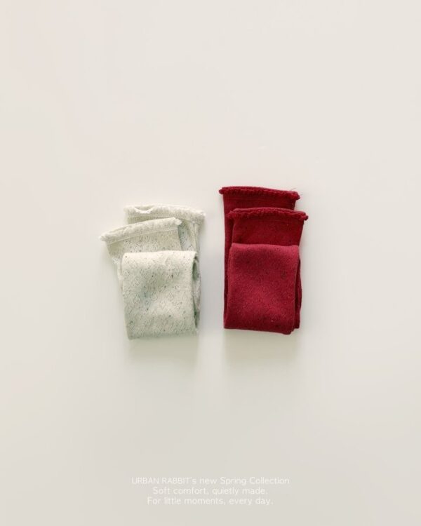 FC1EDEE1-C9D0-4E7E-8682-7922BE181B88 〖預購〗復古窗櫺鏤空雕花質感長襪