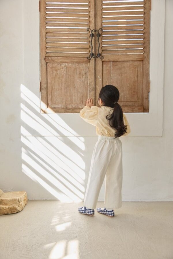 FEB81261-DAC0-4578-9849-67A097254B1C 〖預購〗愛心印記立體剪裁休閒長褲