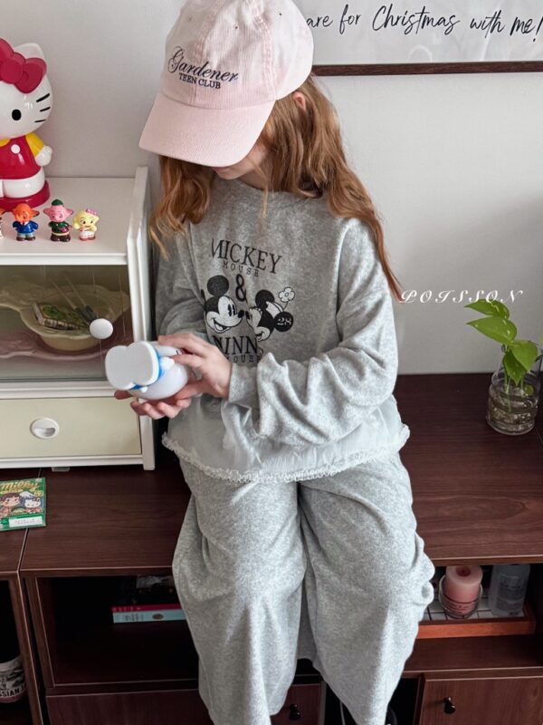 FEEE5898-7899-466C-A888-F1A5613F1934_1_105_c 〖預購〗Mickey & Minnie 套裝