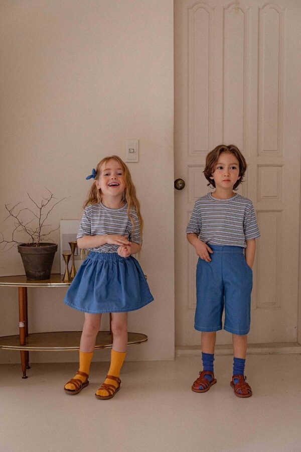 0848CEA9-AF4E-4F6E-8322-7C579FA83437 〖預購〗香榭大道經典條紋上衣