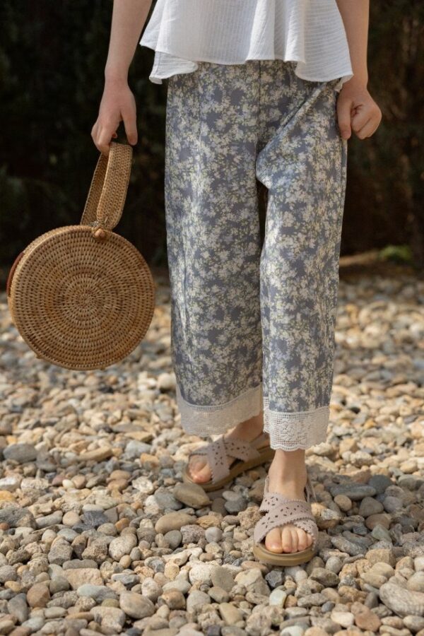 0C84BA01-177E-4CA1-BBC3-5EB37AFE3052 〖預購〗漫步晨曦長褲