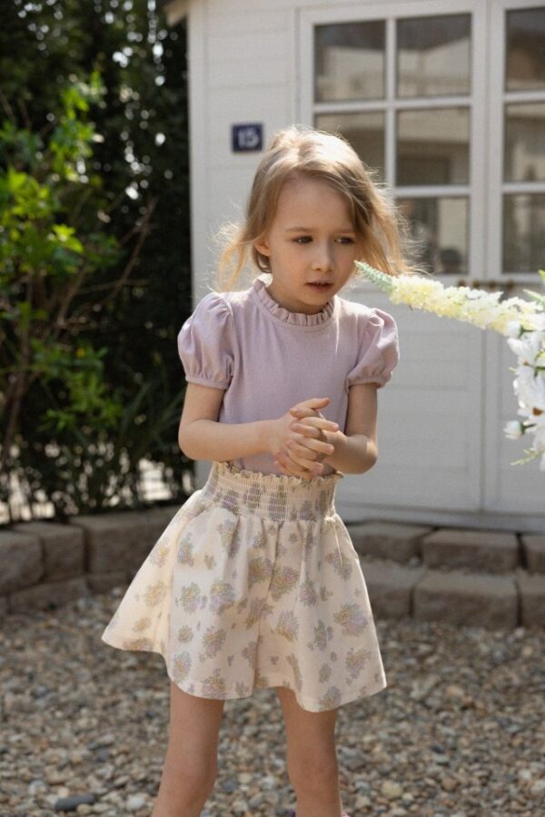 0DEECBAB-ED7A-436F-9631-3C6B648080D0 〖預購〗褶皺雲朵澎袖衫