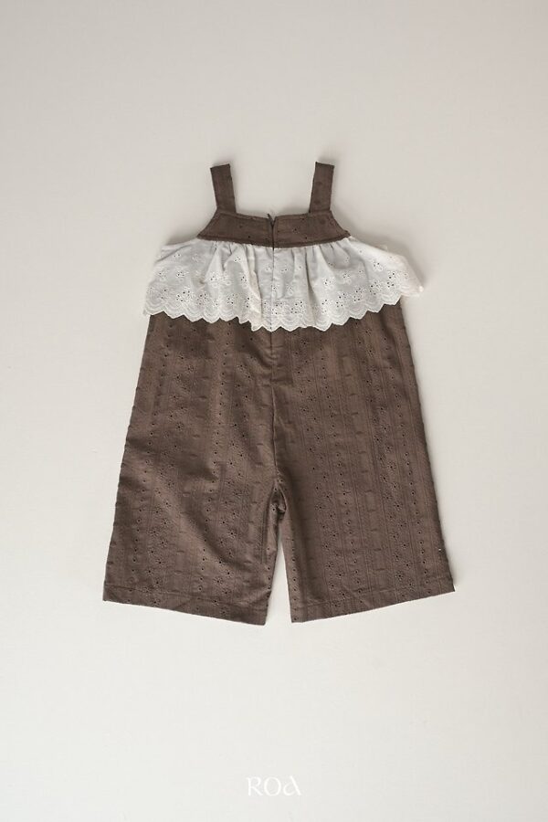 0EE6C49C-73D4-4070-B3EF-4C2D353B6F13 〖預購〗燒花蕾絲連身褲