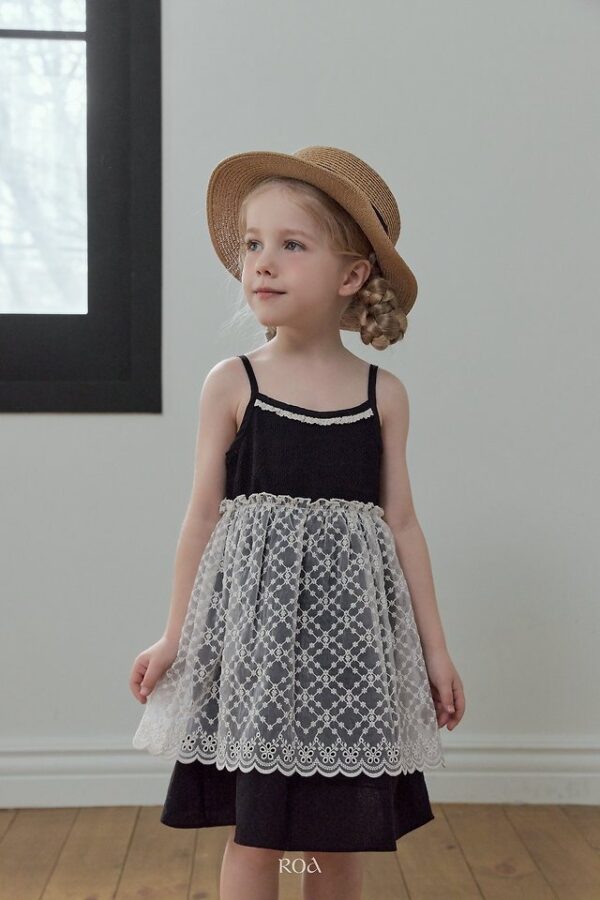 0F30BC2F-8FA0-4594-8E11-00CFC7A06055 〖預購〗層次拼接洋裝