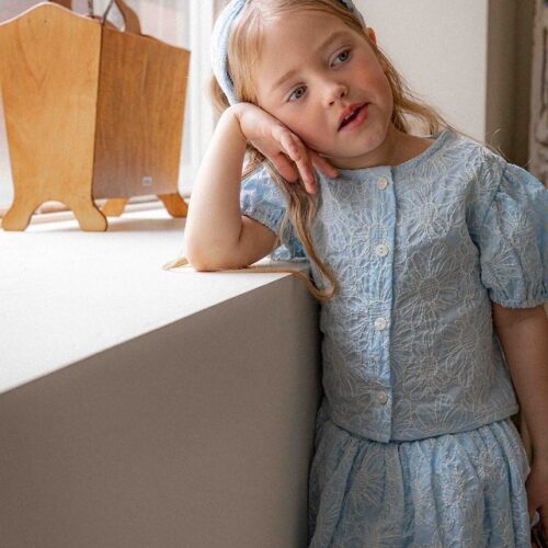 101686C9-680E-4613-A147-7F5ED3952355 〖預購〗吉維尼花園澎袖短上衣