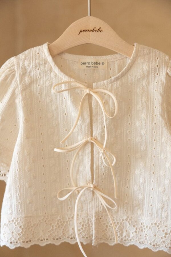 11EA3CE7-4CAF-4F57-9B1C-410AFFB8D37E 〖預購〗粹白蕾絲式套裝