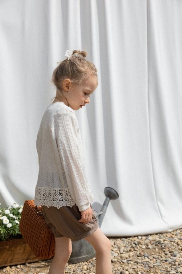 1A230B8C-3FC3-4579-9DB7-1D4B0899AF2E 〖預購〗艾琳柔霧針織衫