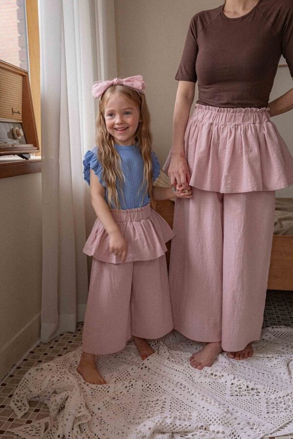 1FD6F72D-896B-46ED-A5CD-3D25A1ECE405 〖預購〗維也納之光荷葉邊上衣