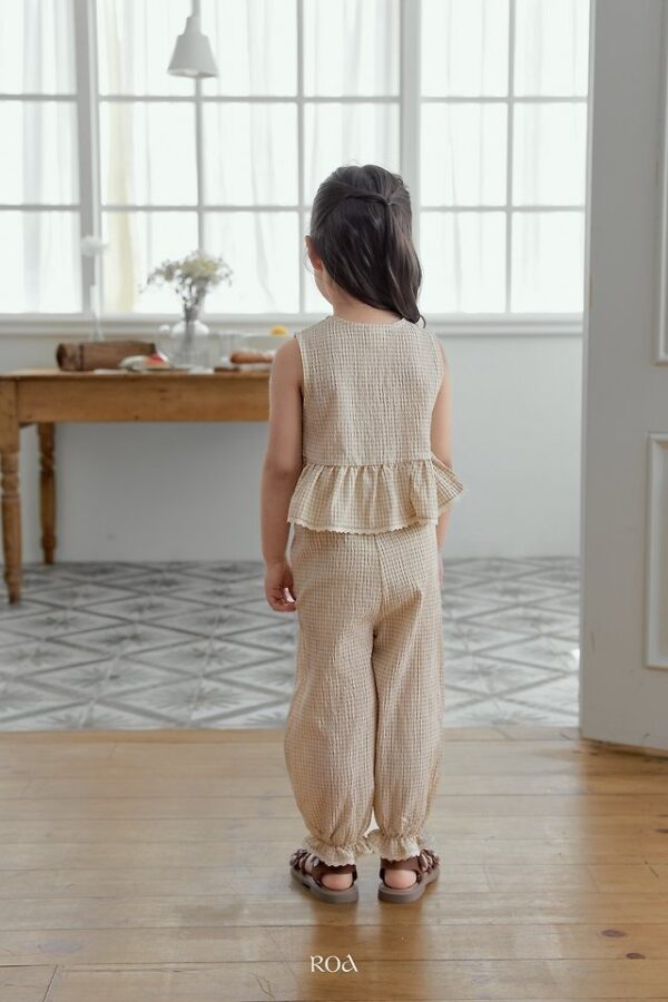 2136A9F2-6CC0-478F-A5FB-8E596EC870A8 〖預購〗奶茶格紋套裝