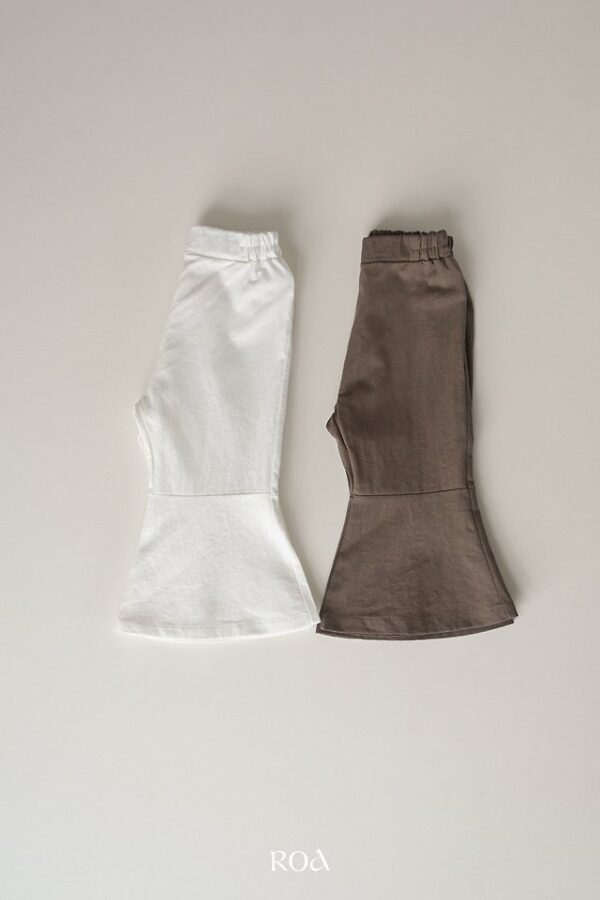 30447BED-882A-47B0-9DA2-784064B01592 〖預購〗喇叭剪裁長褲