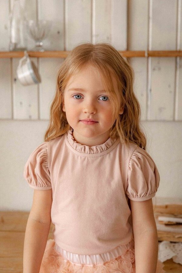 30BE4755-7E4D-4116-8296-52380950C8B8 〖預購〗夏日序曲經典澎袖上衣