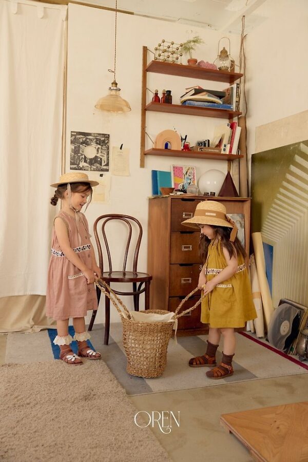 32063974-B2AE-4C27-888A-A55B84B43A75 〖預購〗琥珀晨跡亞麻連身裙