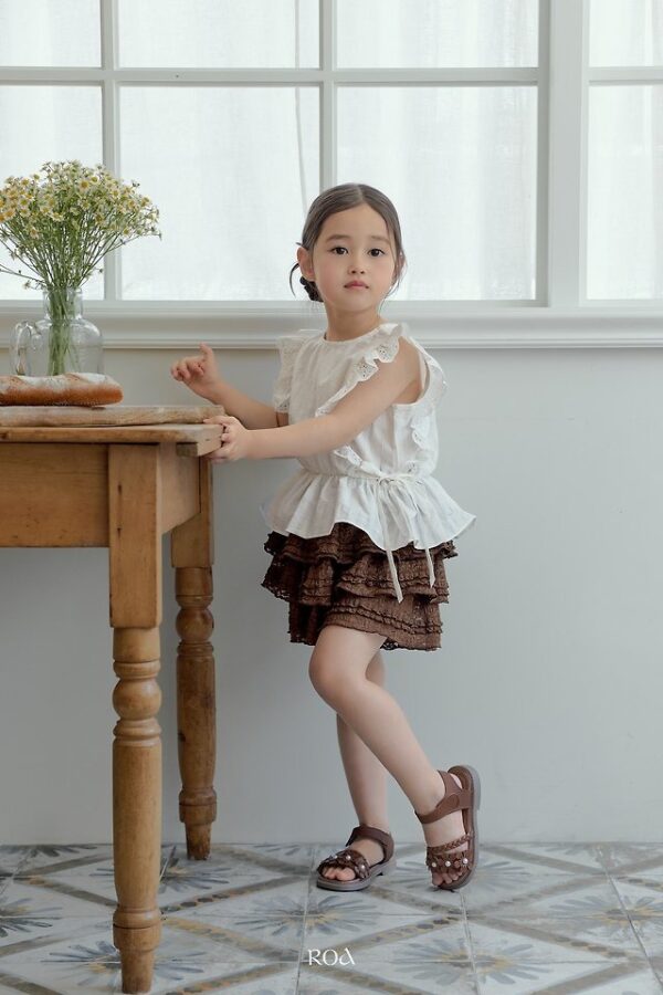 471C2C81-C3D9-4A2C-905A-D46454AD573B 〖預購〗頭號甜心層層短褲