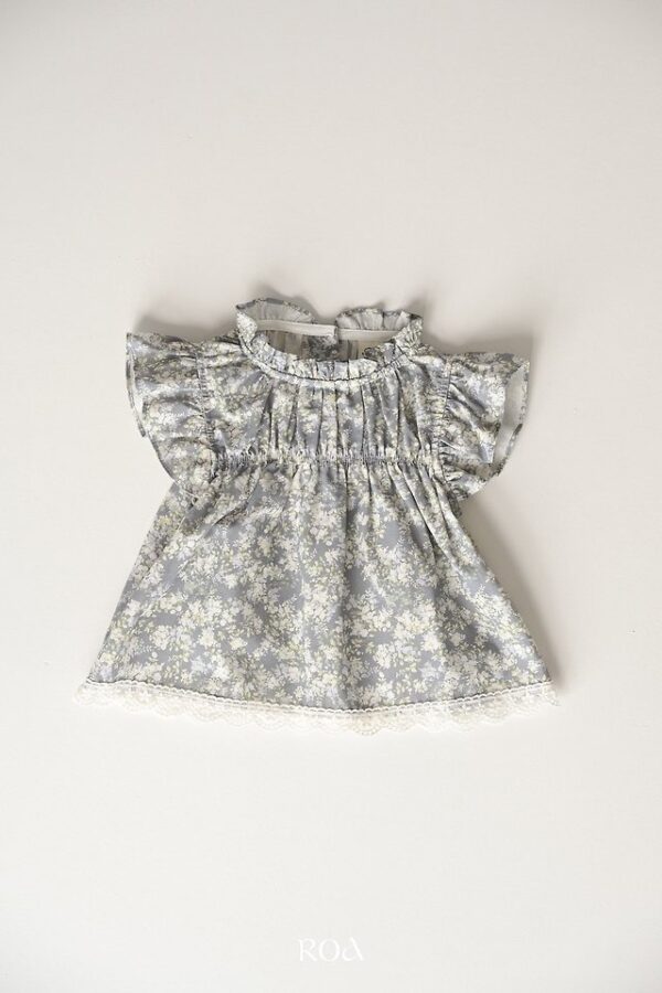 4DA4D2B8-98E8-4AE4-BBA8-59C0A71F50E6 〖預購〗碎花輕輕上衣