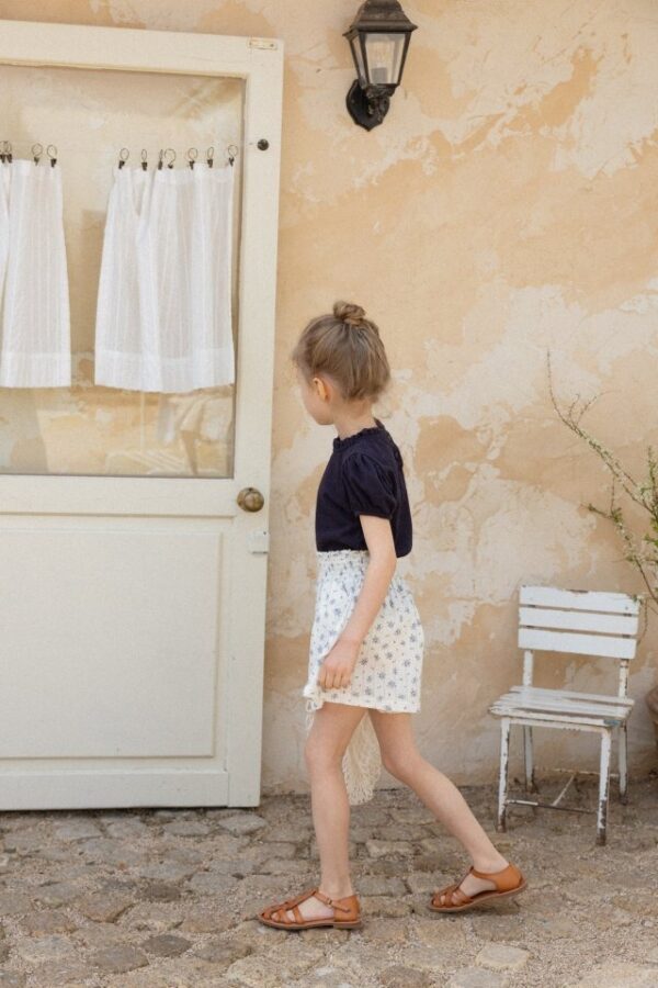 50086001-0D1B-48E1-977B-F34BEDD1E70E 〖預購〗褶皺雲朵澎袖衫