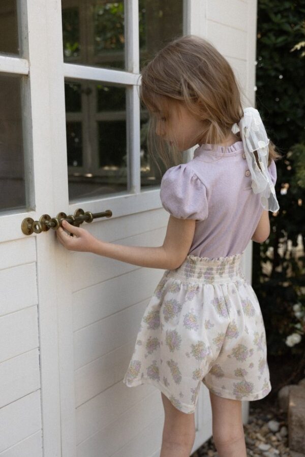 517F24A9-A0D6-4ADB-8FED-54C7D15E344A 〖預購〗褶皺雲朵澎袖衫