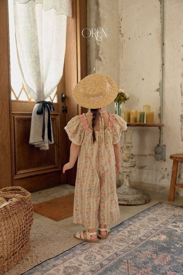 54B59819-57C1-489A-A2AC-F83330769BA0 〖預購〗織夢蕾絲連身褲