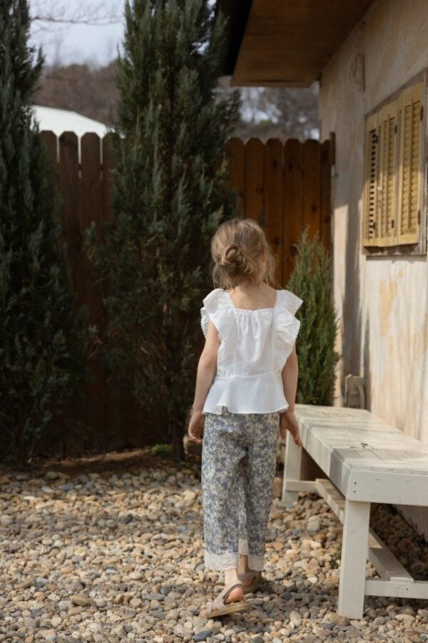 5788CEFE-6EE5-4A42-8EBB-27A1F3ED87A3 〖預購〗漫步晨曦長褲