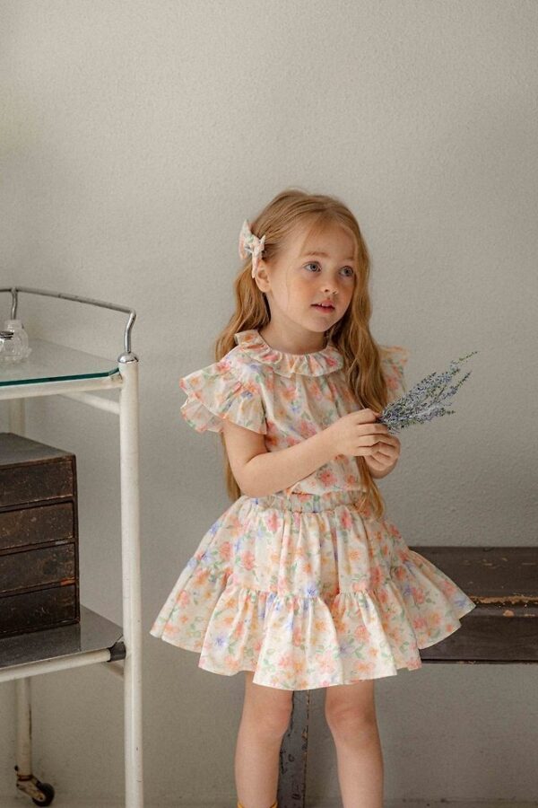 58244EBD-B32C-4A46-A7D7-1A8147614E5F 〖預購〗莫內印象法式荷葉邊上衣