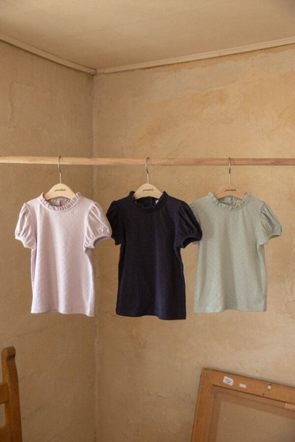 5BA87753-B7BC-4B5B-A6AB-B86EB93DA791 〖預購〗褶皺雲朵澎袖衫