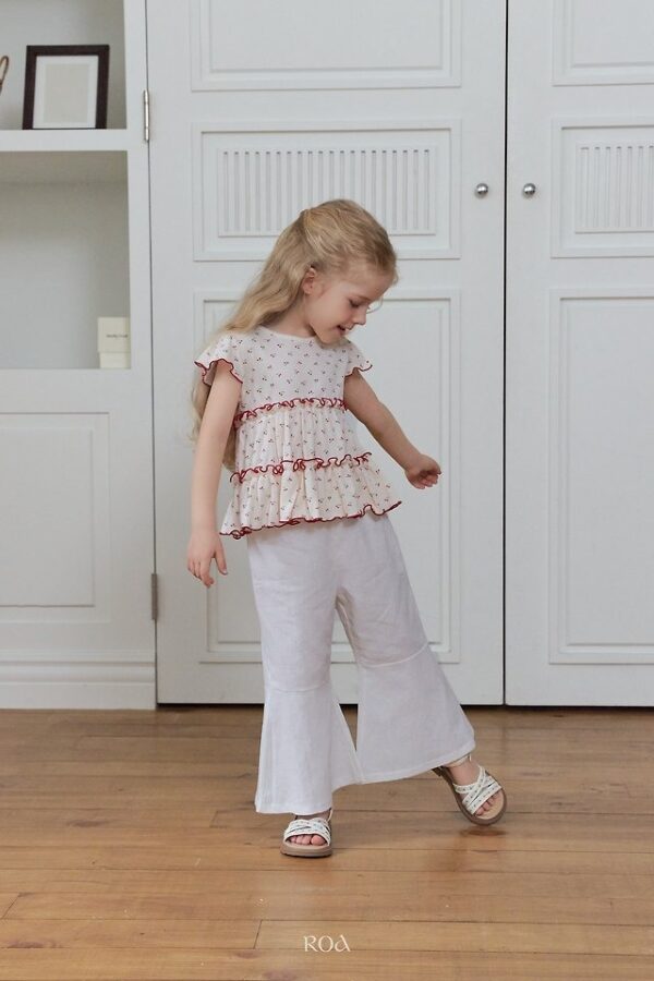 5DC07FFE-FF4B-4AAA-AC5F-90985A007133 〖預購〗喇叭剪裁長褲