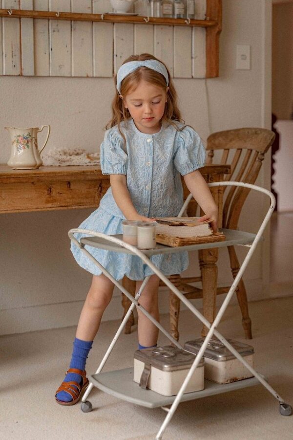 60A7E52C-3600-475F-98ED-1691CB2A58A2 〖預購〗吉維尼花園澎袖短上衣