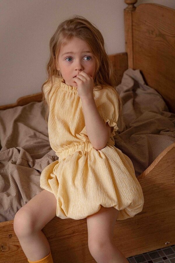 682FDF54-B469-4CE6-905A-0BBA87D91510 〖預購〗漫步塞納河褶邊上衣