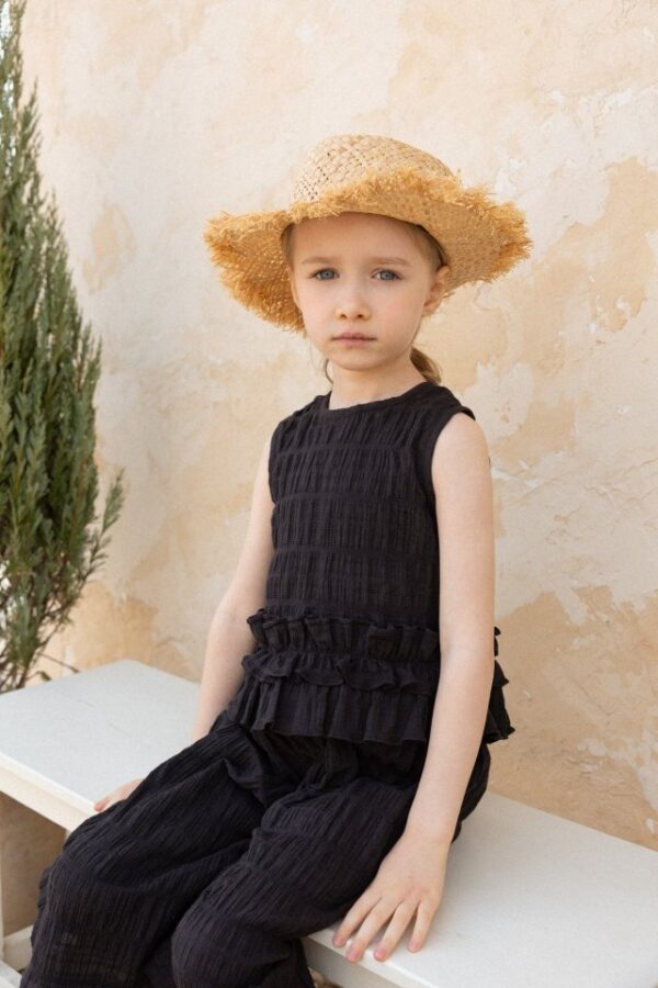 73F38673-8B3B-4DA8-AF58-935AB5D0D949 〖預購〗疊影荷葉套裝