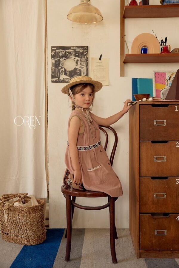 7B2C9072-AF73-4FDC-9384-6C01A02B1345 〖預購〗琥珀晨跡亞麻連身裙