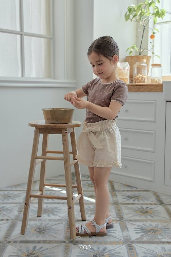 7B928C7D-32D6-4E9D-A7CC-8DE5477B040A 〖預購〗綁帶蝴蝶結短褲