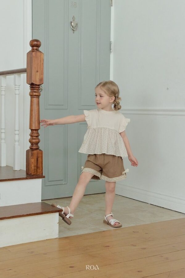 7BD3B0D7-44A3-483F-8268-1DB12F364151 〖預購〗開衩輕柔棉麻短褲