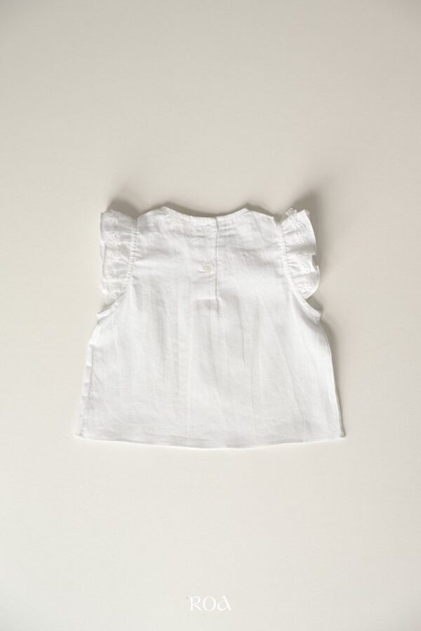 7CF40A2A-56F7-414C-8CCE-AD10D8C85E71 〖預購〗亞麻小蕾絲飛袖上衣