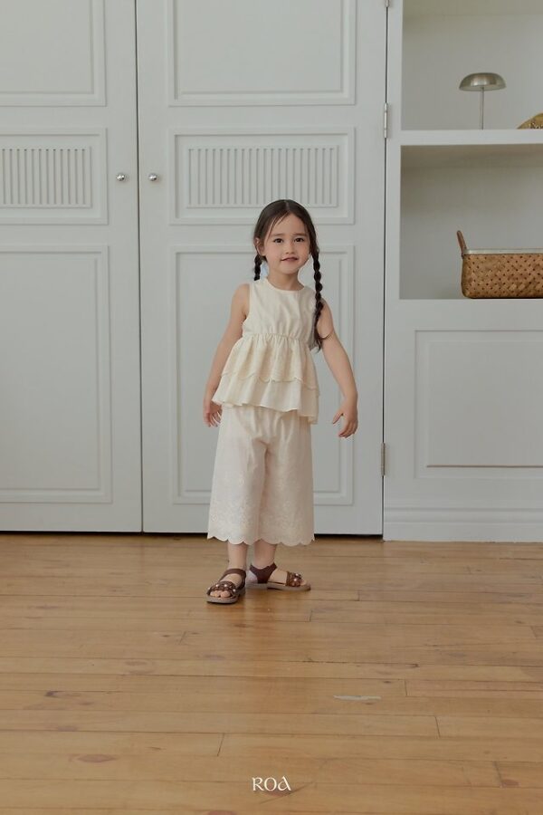 869665E9-F2D7-4E9F-9163-BEE4380820A3 〖預購〗純棉蕾絲花影褲