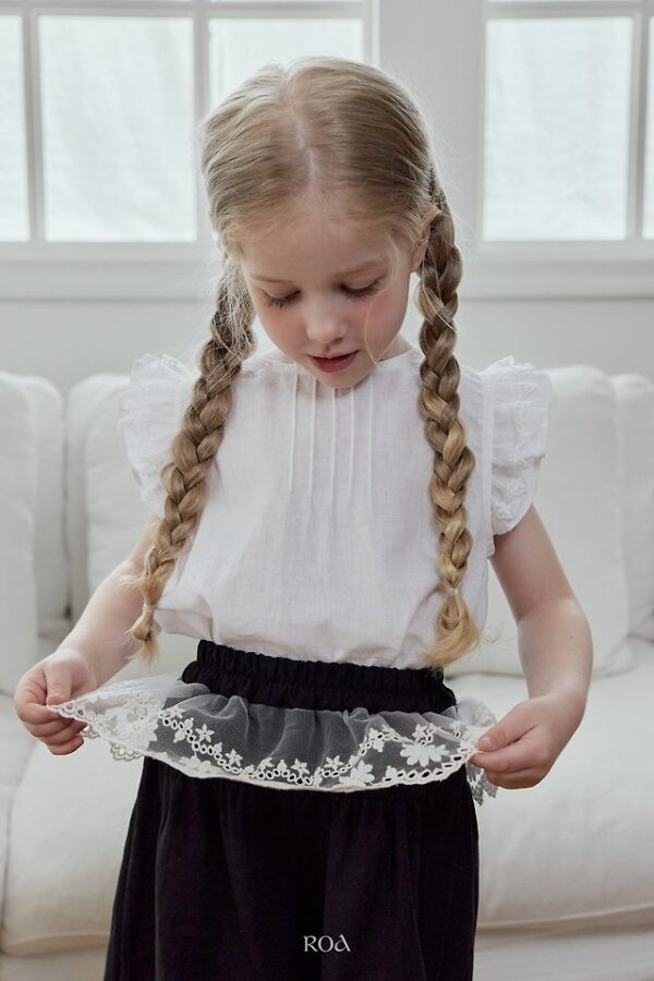 92012AF7-923D-4A84-BF4C-1D9E3F7CD619 〖預購〗棉麻蕾絲拼接寬褲