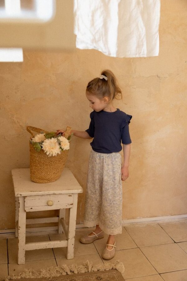 95C420BF-D3DC-45FF-BDCA-73504085CD58 〖預購〗漫步晨曦長褲