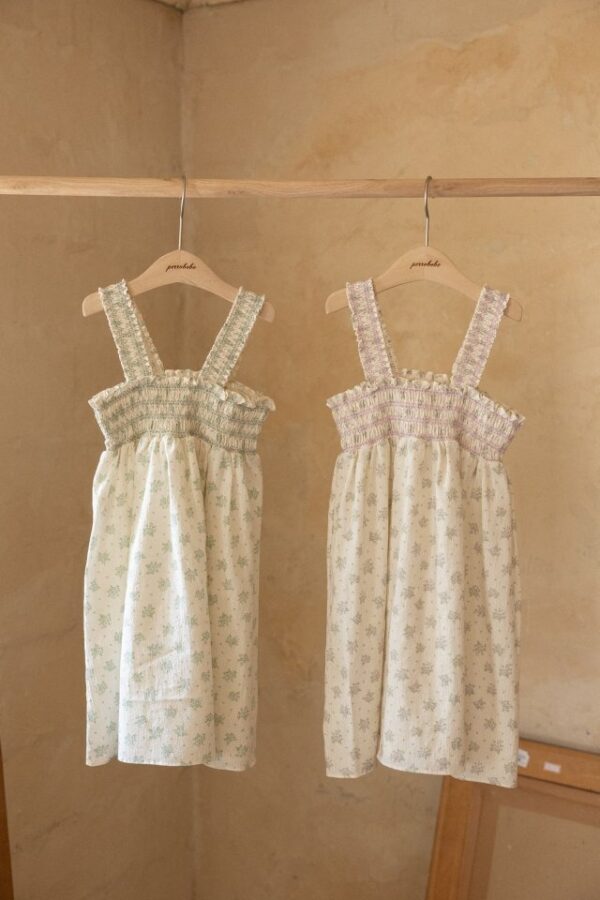 A7D421E9-077F-4397-BD1C-90E5D61D9B6D 〖預購〗織感褶皺洋裝