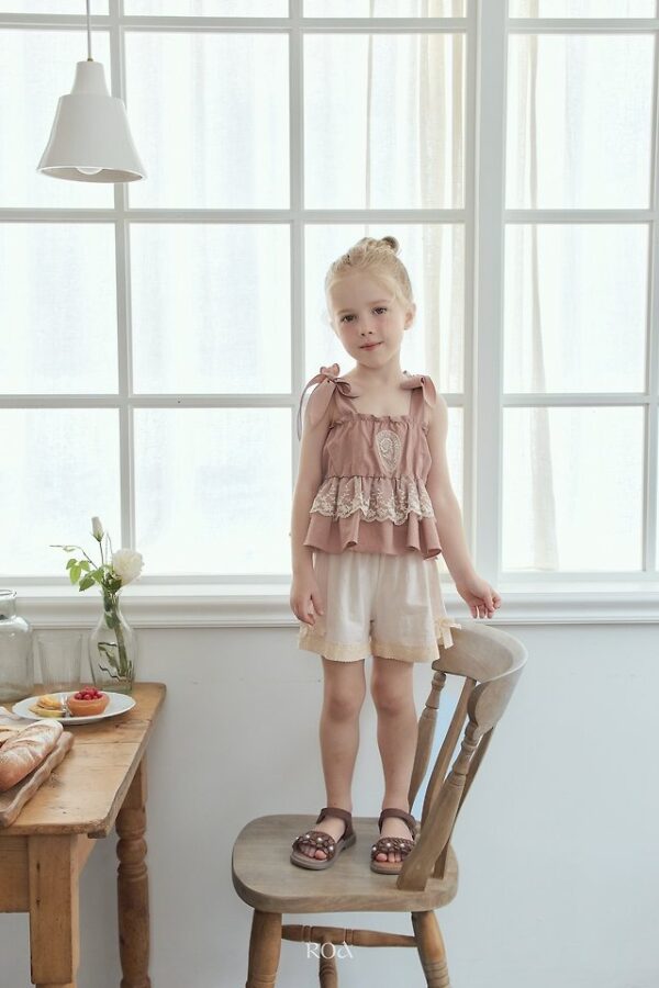 B3102888-90FE-47C6-BD23-A2A968F00C97 〖預購〗開衩輕柔棉麻短褲