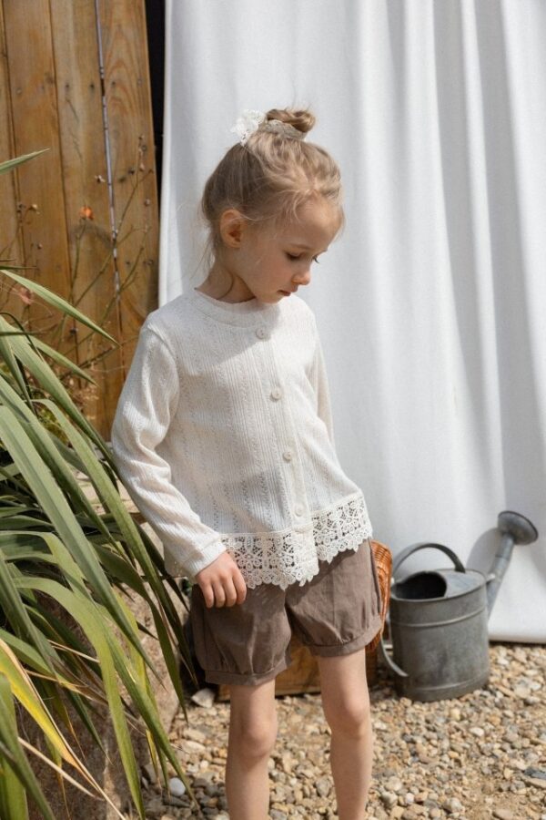 B4F8AC25-C2A7-4712-B77D-B5CE500D74A3 〖預購〗艾琳柔霧針織衫